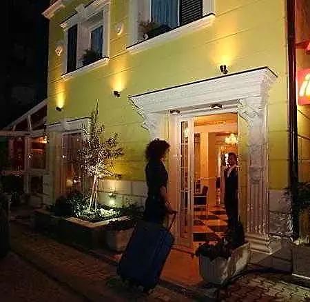Kastria Tirana